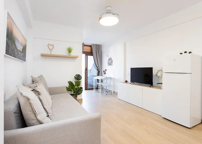 Spectacular View Of Vistas & Ocean Лос Кристианос